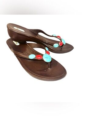 Oka B Womens Sandals Size M Brown Rubber With Colored Stone Details